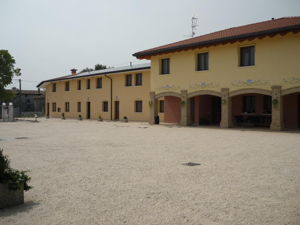 Agriturismo Ai Laghi Pocenia Kültér fotó